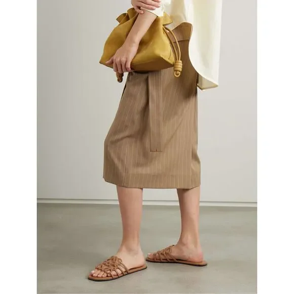 LOEWE Petal Anagram leather slides in Tan EU 38/ US 8 $890 - Picture 2 of 14
